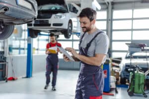 mechanic working in the bodyshop 