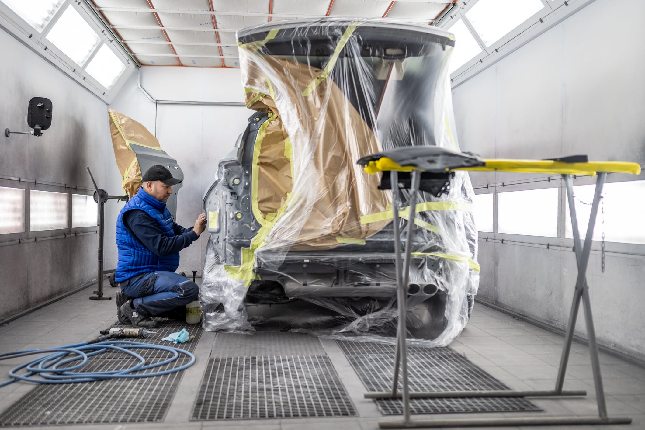 Key Things to Consider When Choosing a Tape Supplier for Automotive OEM